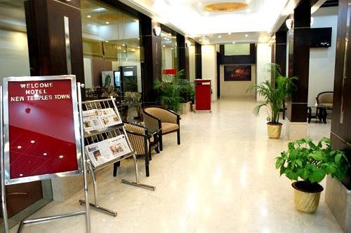 Hotel New Temples Town Варанаси Екстериор снимка